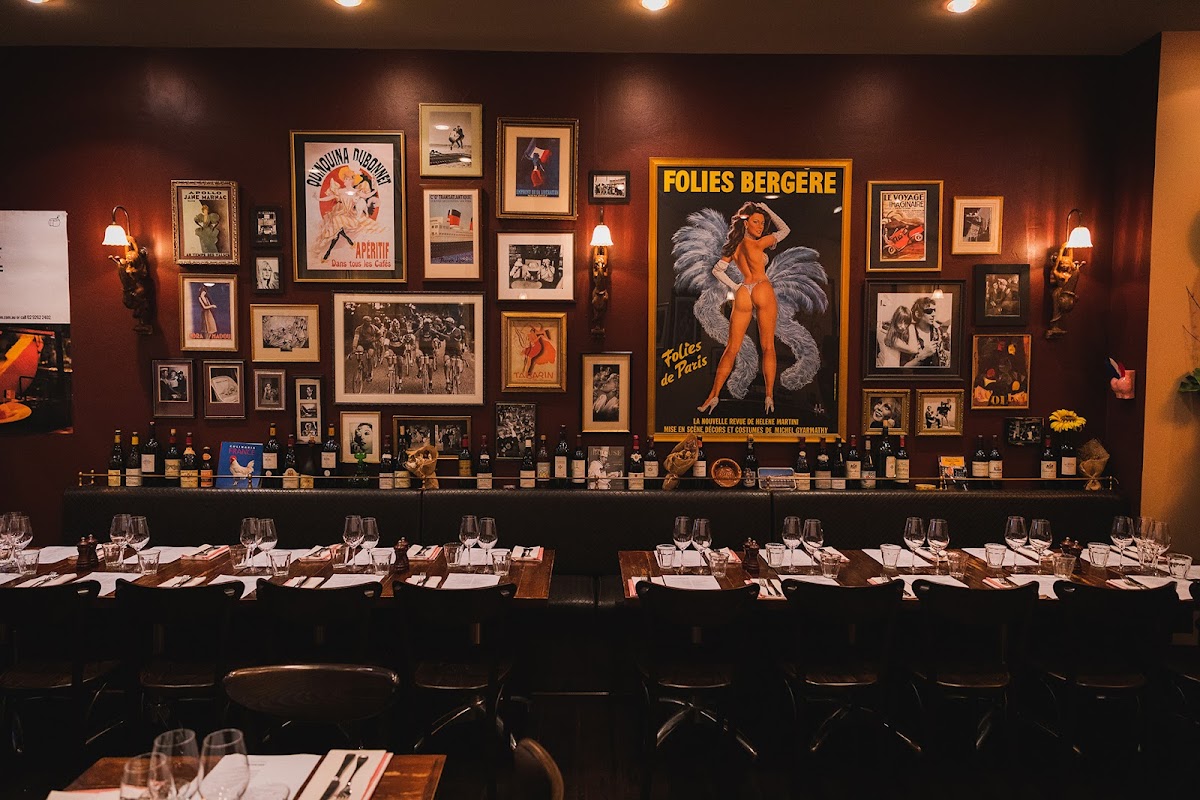 Bistro Papillon
